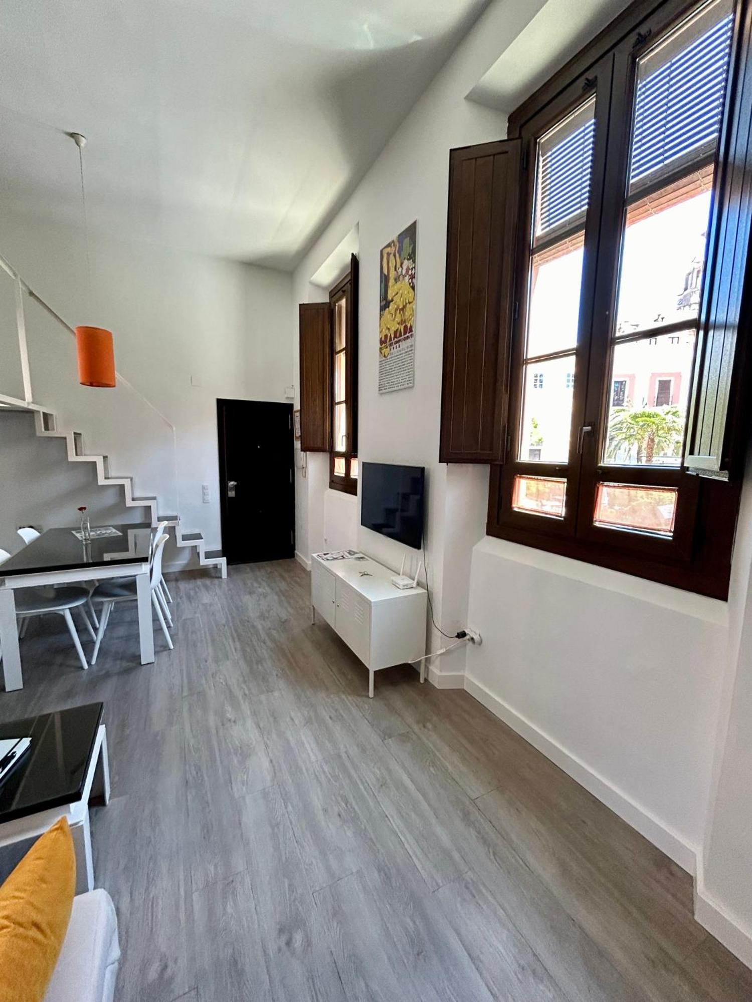 Pangsapuri Romanilla Loft Granada